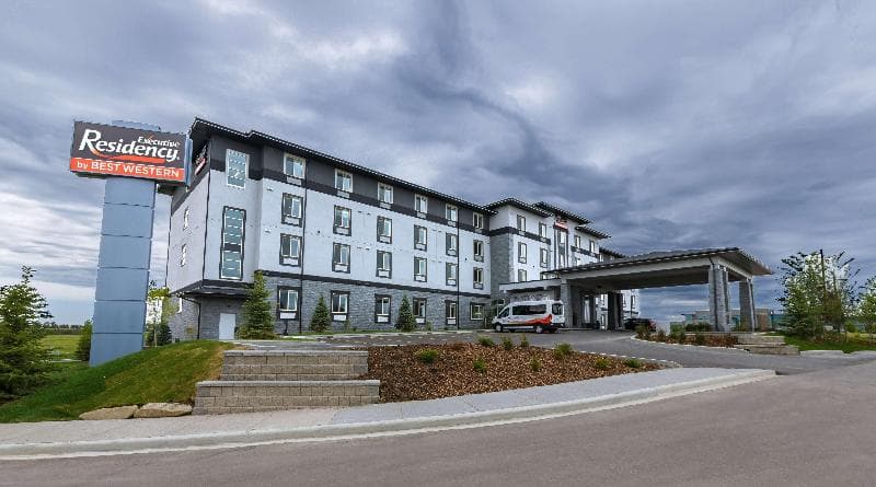 Executive Residency by Best Western Calgary City View North 4