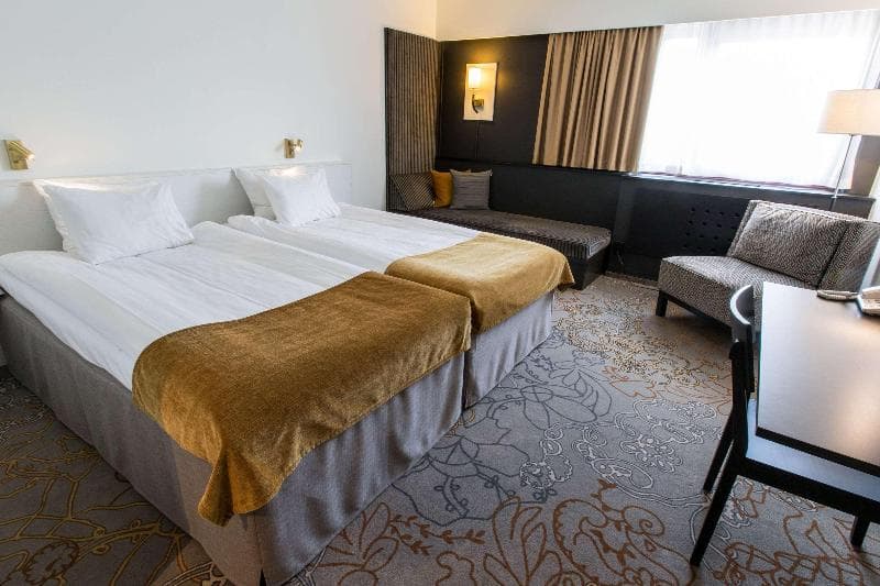 Quality Hotel Royal Corner 5