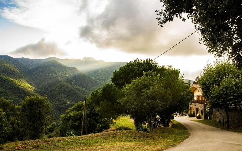 Hostal Montserrat main