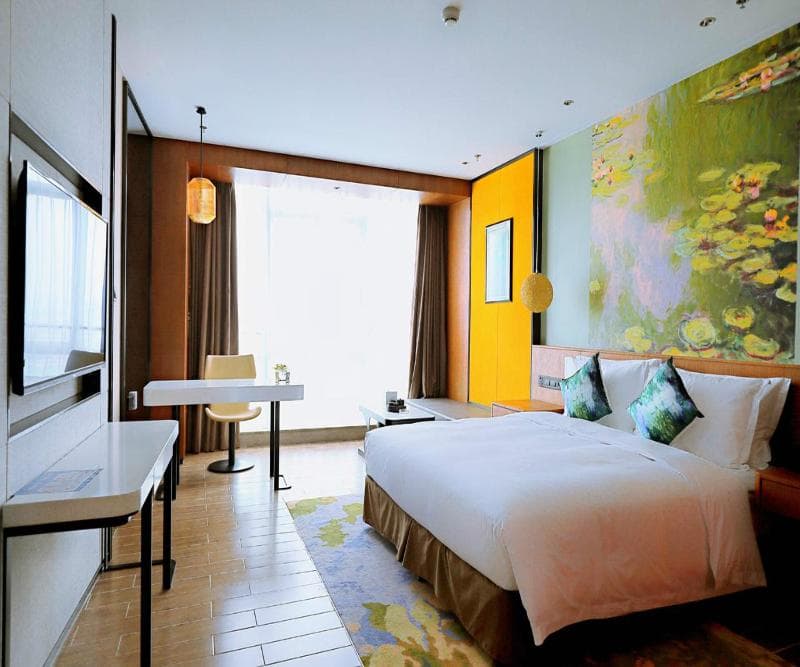 Hisilk Artwork Center Fliport Coso Hotel 5