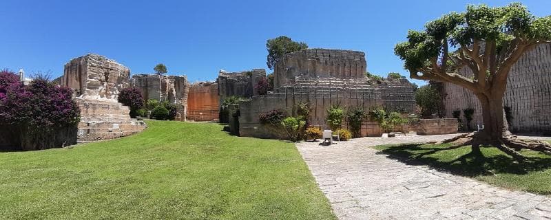 Delle Cave 3