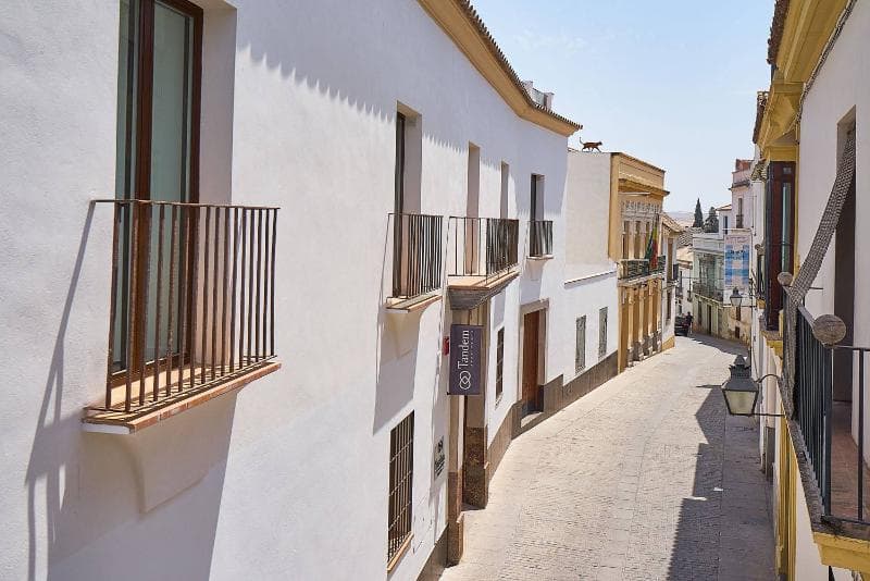 Tandem El Patio Suites main