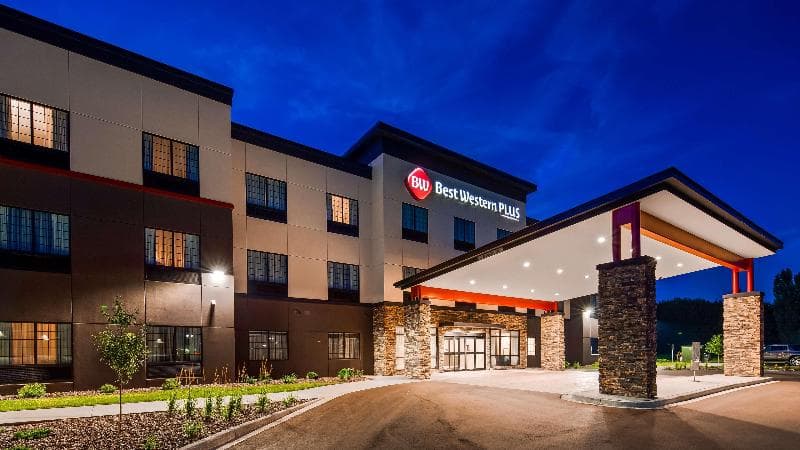 Best Western Plus New Richmond Inn & Suites photo 1