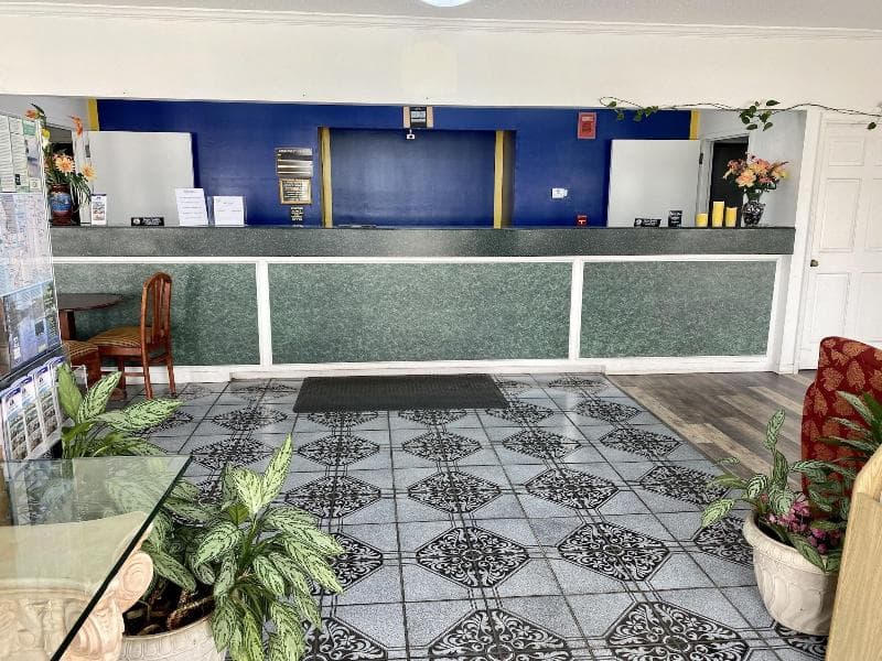 Motel 6 Marianna, FL 4