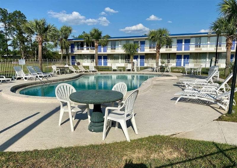 Motel 6 Marianna, FL 5