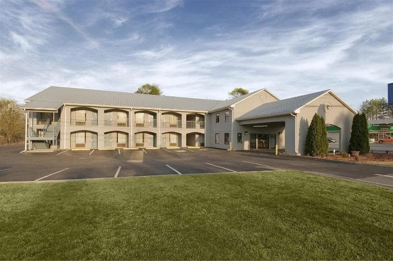Americas Best Value Inn Rome photo 1
