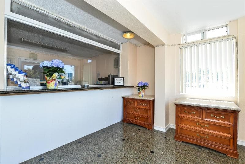 Americas Best Value Inn Oakland Lake Merritt 5