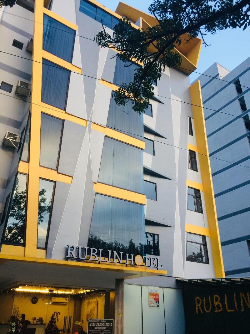 Rublin Hotel main