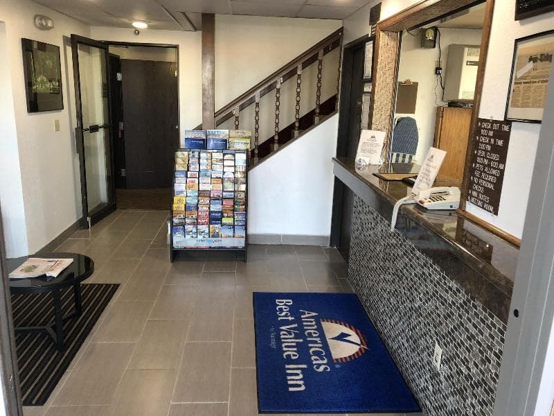 Americas Best Value Inn And Suites Sidney 5