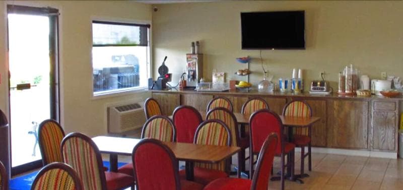Americas Best Value Inn Celina 3