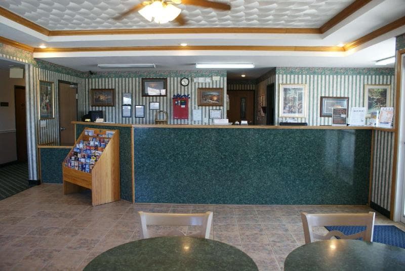 Americas Best Value Inn 3