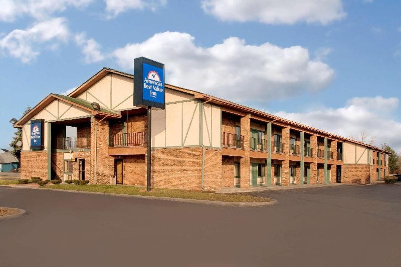 Americas Best Value Inn Livonia Detroit 4