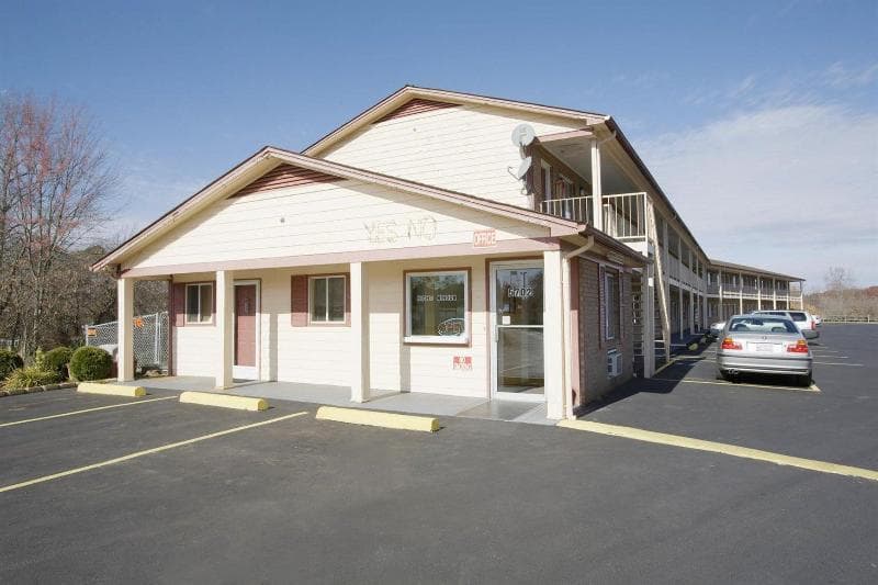 Americas Best Value Inn Jonesville 3