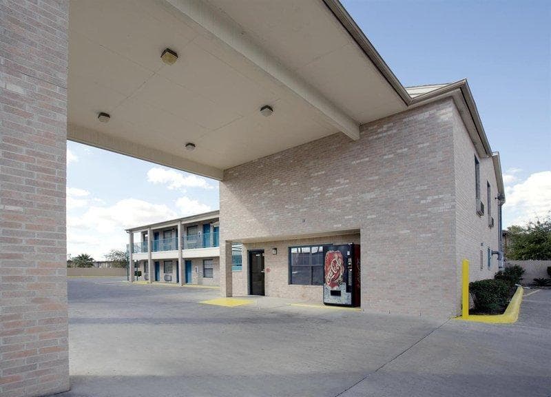 Americas Best Value Inn-San Antonio/Lackland Afb 2