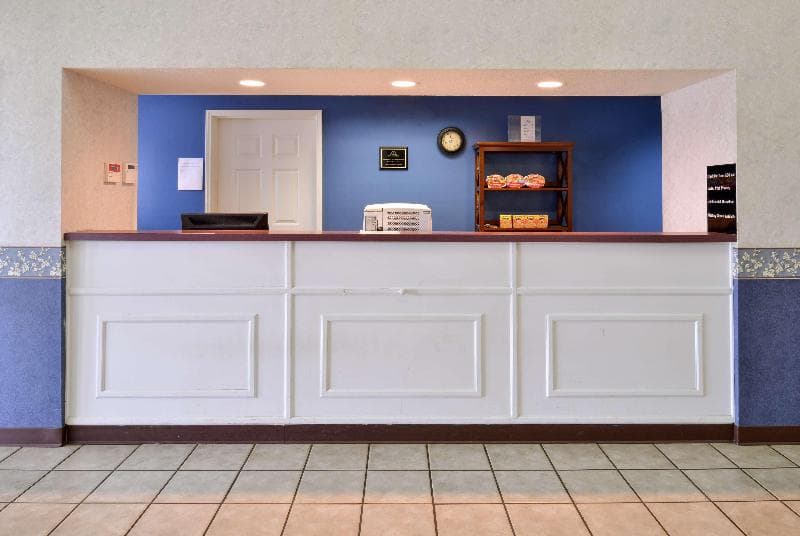 Americas Best Value Inn Smackover 5