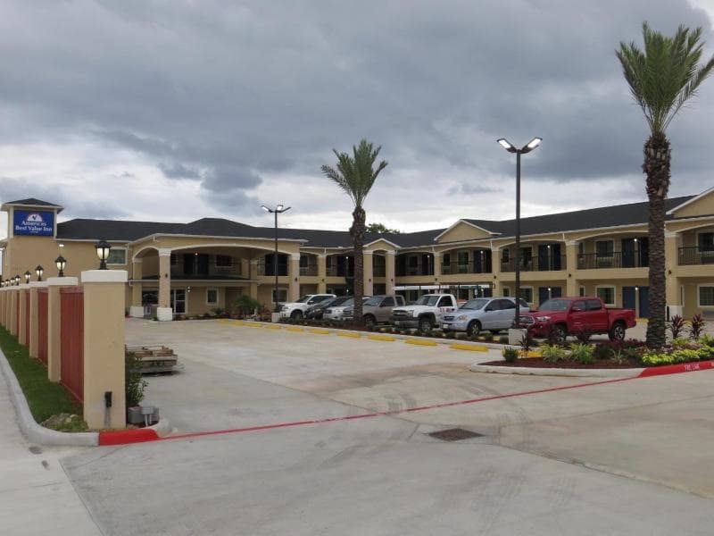 Americas Best Value Inn Houston At Fm 529 4