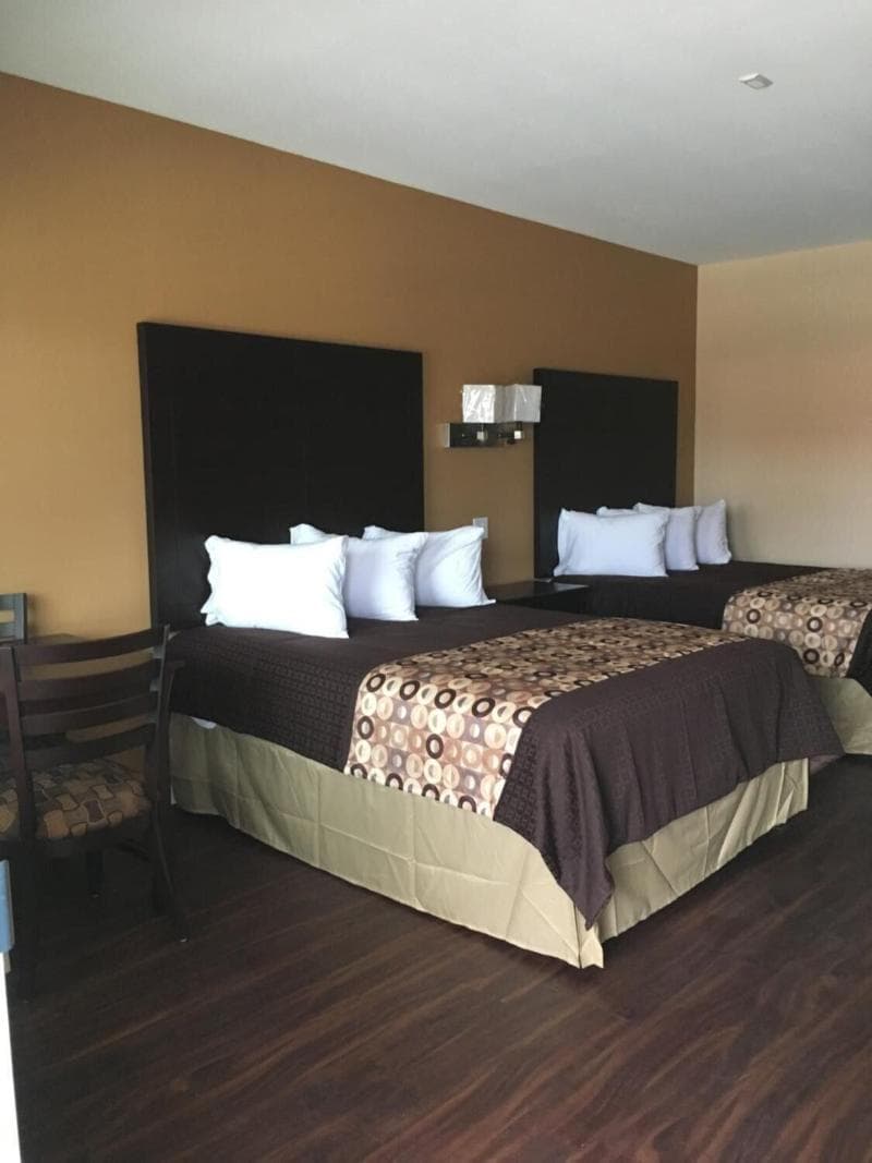 Americas Best Value Inn Houston At Fm 529 5