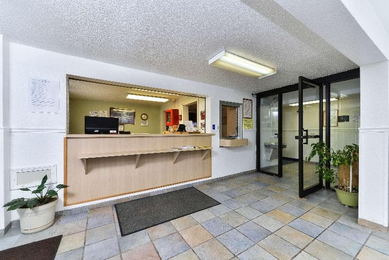 Americas Best Value Inn Jefferson City 3