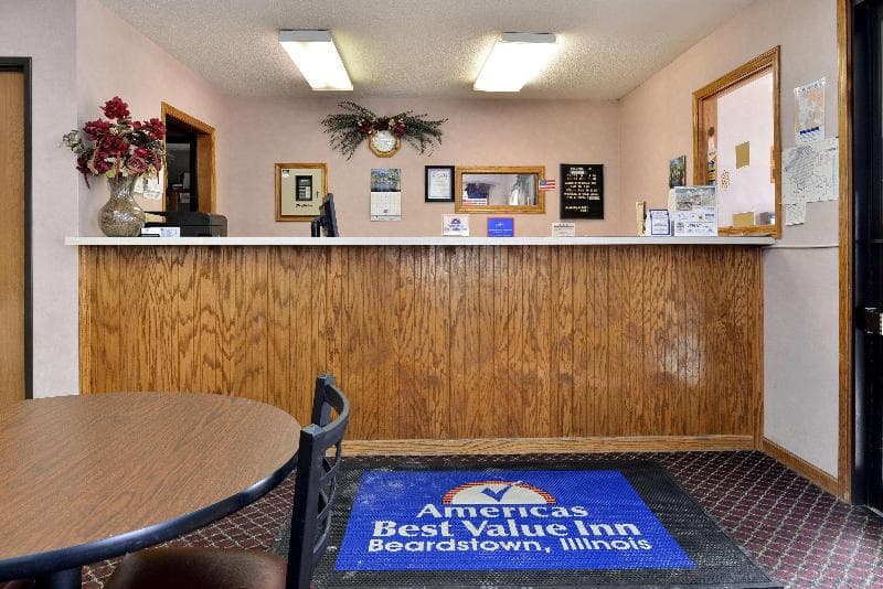 Americas Best Value Inn Beardstown photo 1