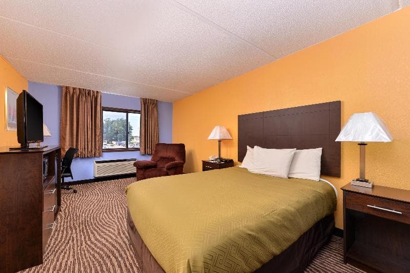 Americas Best Value Inn Clear Lake 4