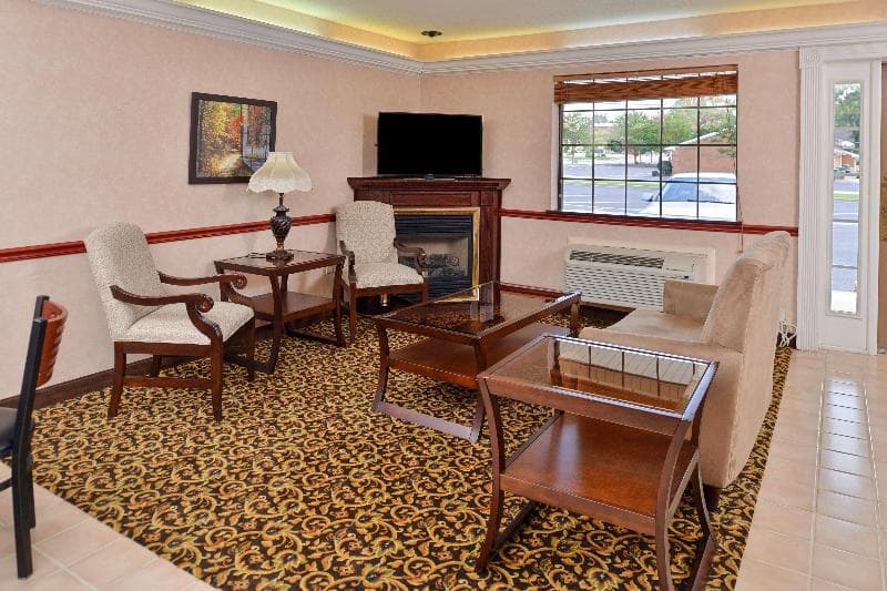 Country Hearth Inn & Suites Toccoa main