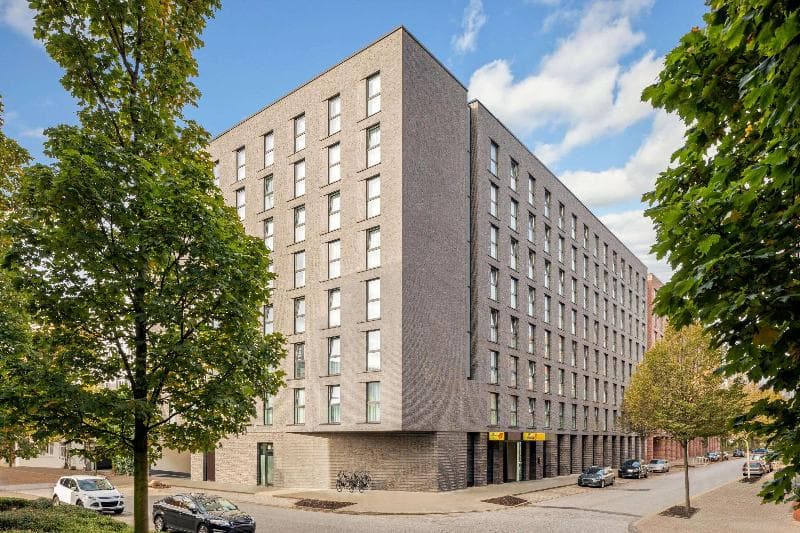 Super 8 by Wyndham Hamburg Mitte 2