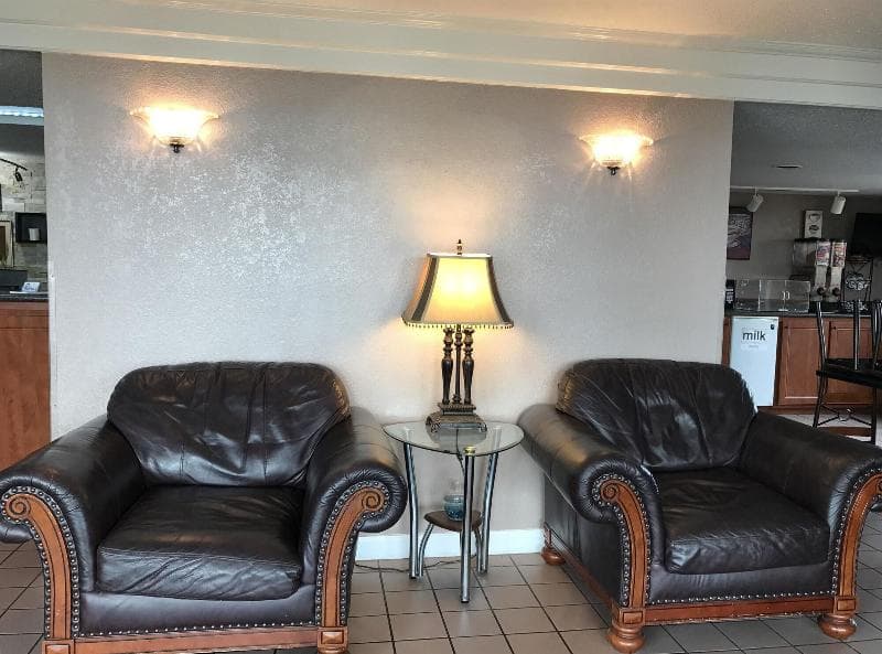 Americas Best Value Inn Mount Vernon photo 1