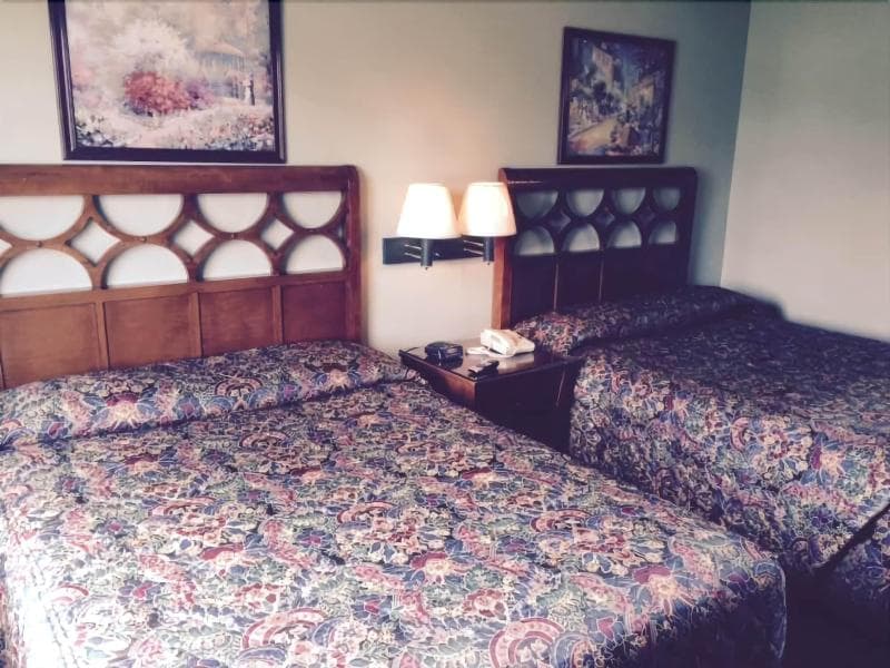 Americas Best Value Inn Gonzales 5