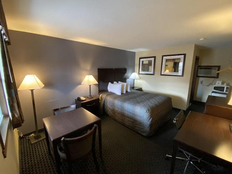 Americas Best Value Inn Danbury main