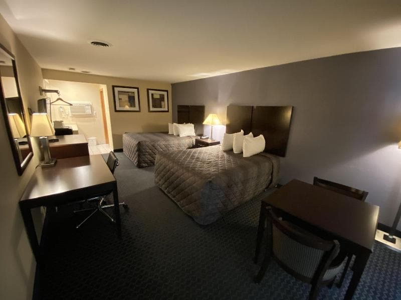 Americas Best Value Inn Danbury 3