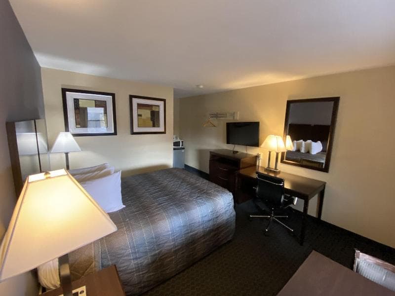 Americas Best Value Inn Danbury 5