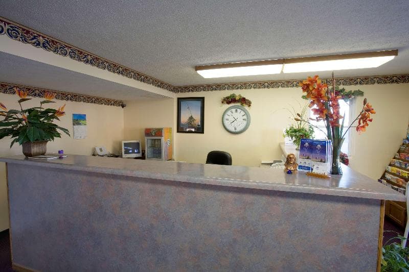 Americas Best Value Inn Litchfield 3