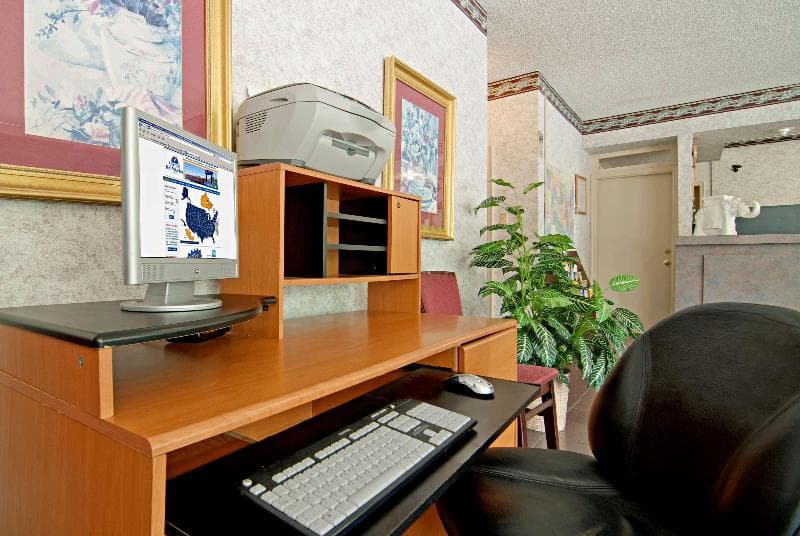 Americas Best Value Inn And Suites Clarksdale photo 1