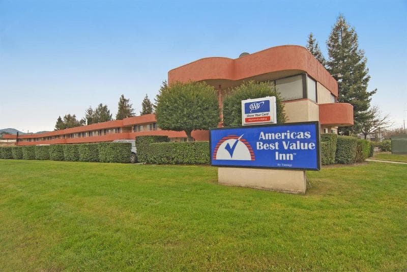 Americas Best Value Inn Santa Rosa 3