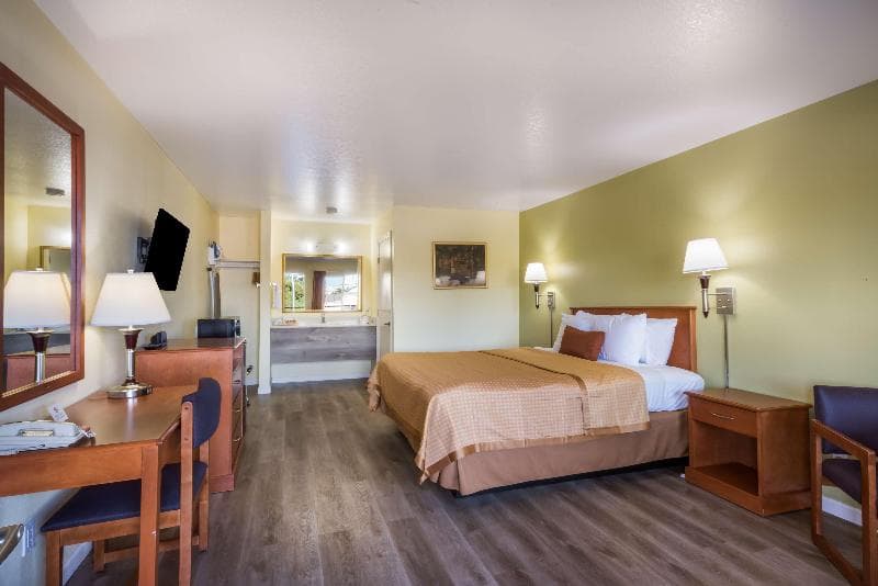 Americas Best Value Inn Santa Rosa photo 1