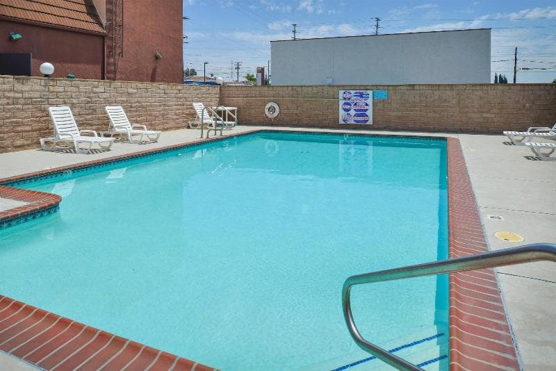 Americas Best Value Inn Azusa Pasadena photo 1