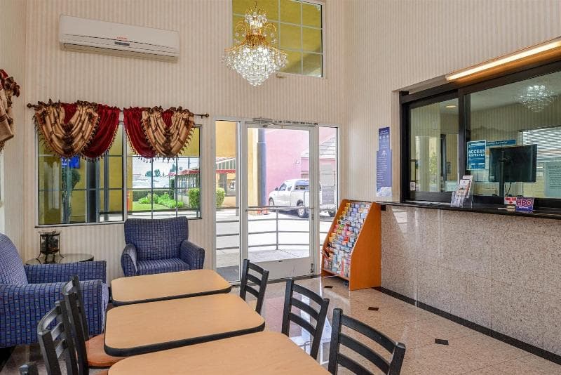 Americas Best Value Inn Azusa Pasadena 4