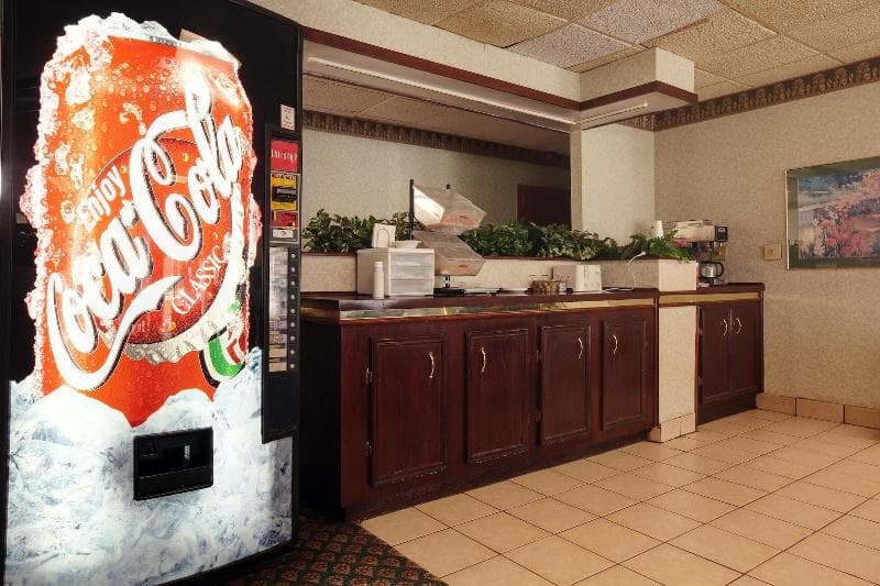 Americas Best Value Inn Marshall 5