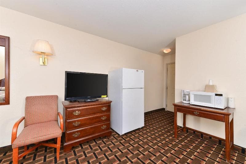 Americas Best Value Inn And Suites Albemarle 5