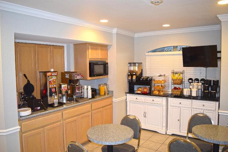 Americas Best Value Inn New Braunfels San Antonio 3
