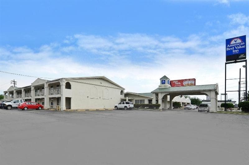 Americas Best Value Inn Beaumont 4