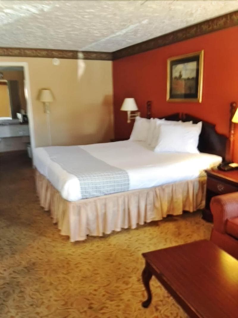 Americas Best Value Inn Longview 3