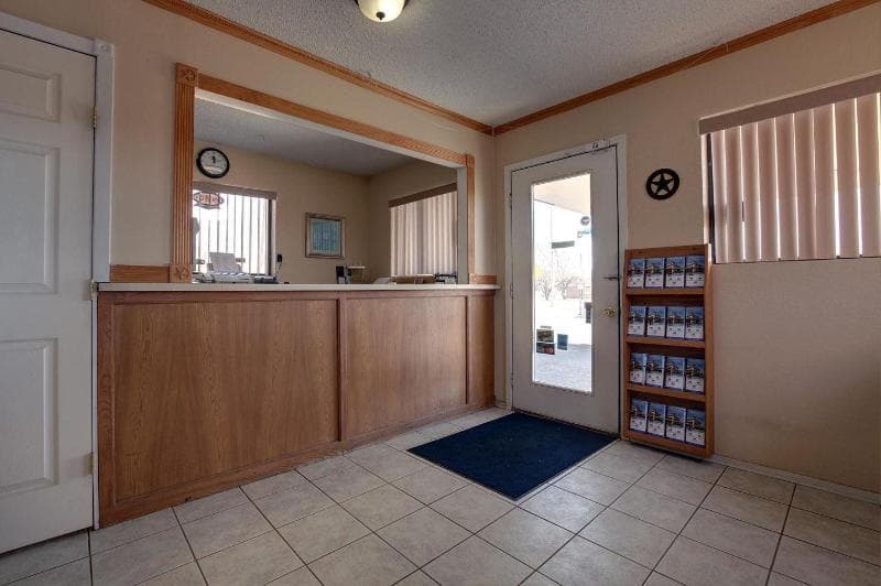 Americas Best Value Inn Comanche photo 1