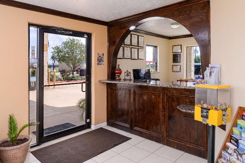 Americas Best Value Inn & Suites Waller Prairie View 4