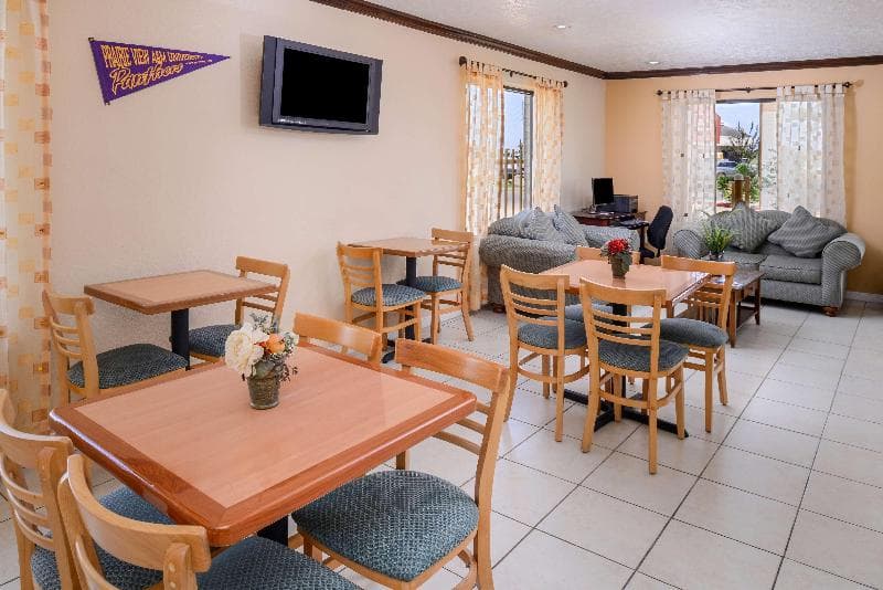 Americas Best Value Inn & Suites Waller Prairie View 3