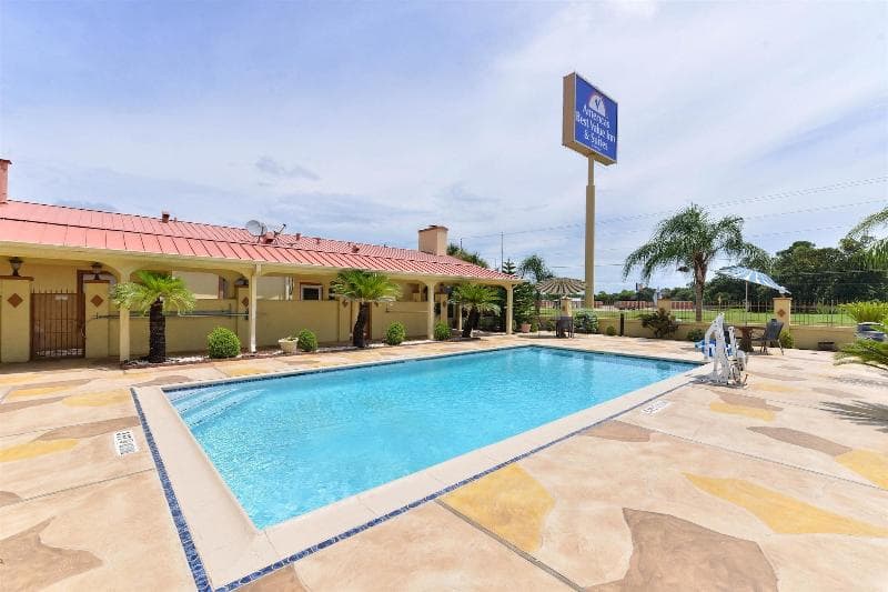 Americas Best Value Inn & Suites Alvin Houston 2