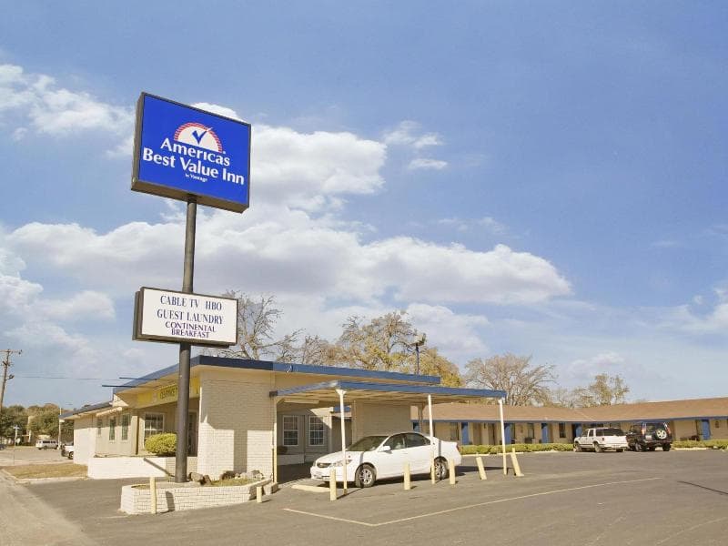 Americas Best Value Inn Ozona 3