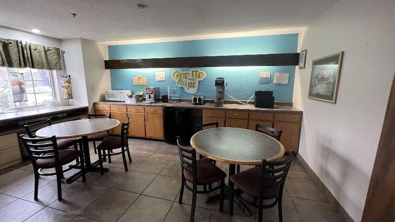 Americas Best Value Inn & Suites Jackson 5