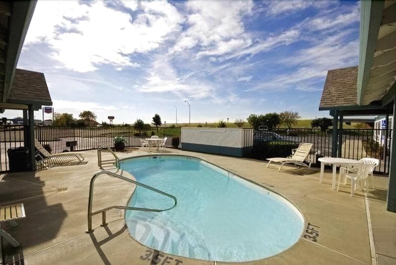 Americas Best Value Inn Dunnigan photo 1