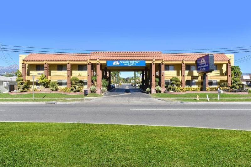 Americas Best Value Inn & Suites Fontana 2